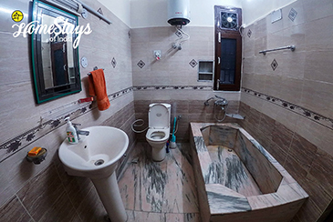 Palampur Homestay_Cottage Bathroom