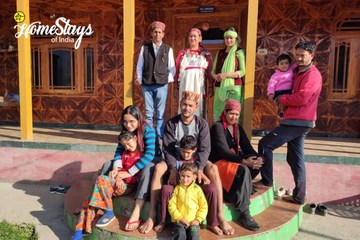 Host-Family-Sainj Valley Homestay