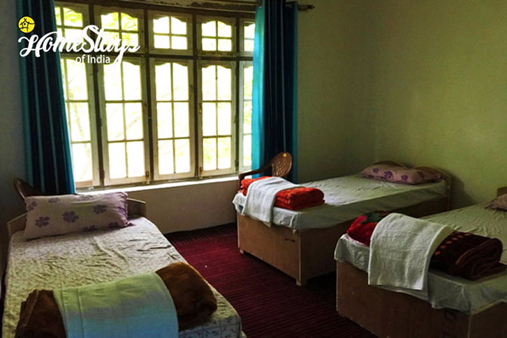 Bedroom1_Achinathang Homestay-Ladakh
