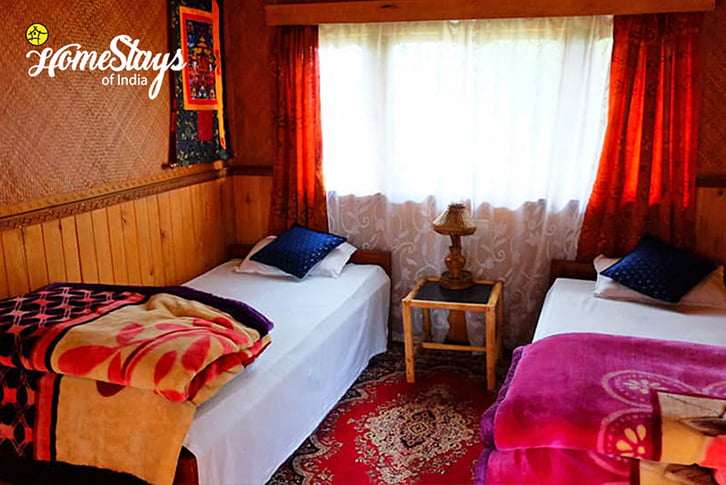 Bedroom2_Khecheopalri-Homestay-Sikkim