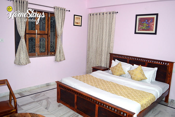 Standard-Double-Room-1-BJS Homestay-Jodhpur