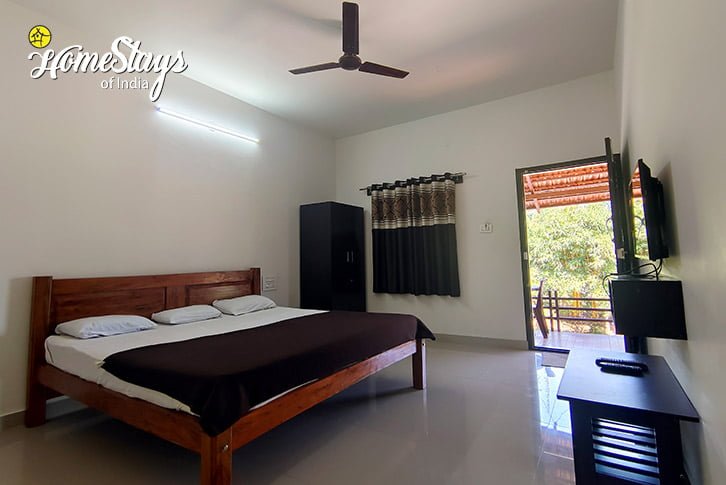 Bedroom1-Kanive Hill Abode-Chikmagalur