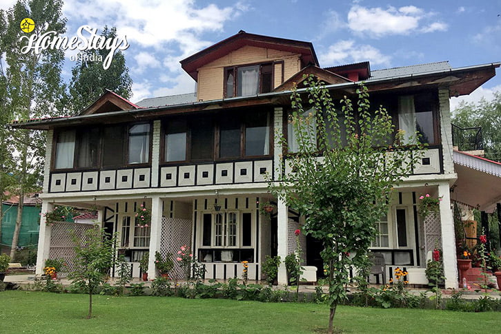 Exterior-4-The Blooming Beauty Homestay - Srinagar