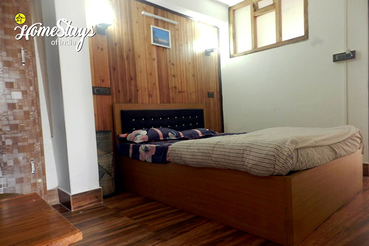 Bedroom-1-Modest Homestay-Darjeeling-wfh