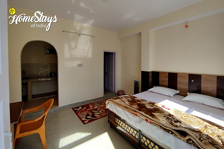 Bedroom-2.1-Morning Glory Homestay-Shimla