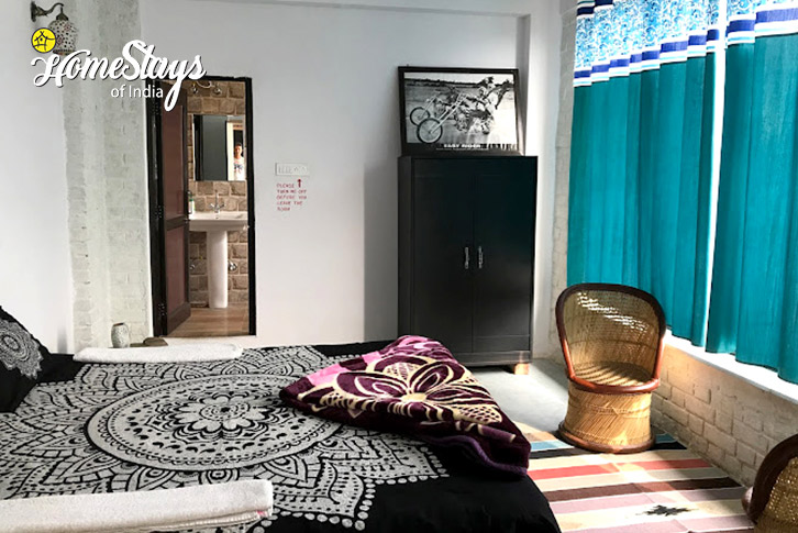 Room-4-Nature's Art Homestay-Pushkar  