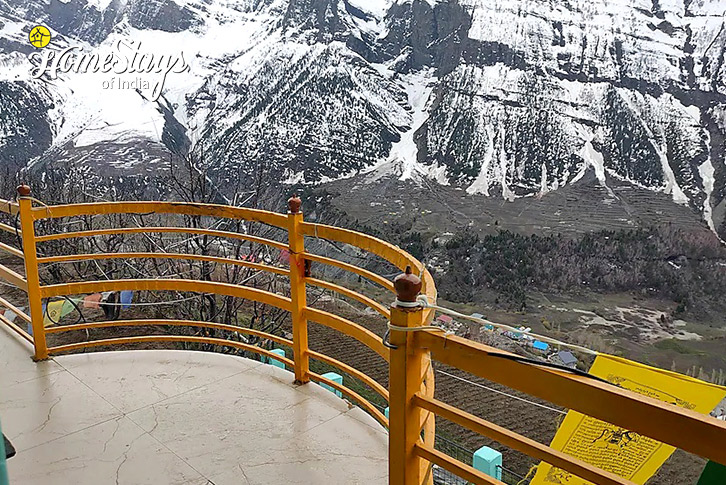 Balcony-Himalayan Odyssey Homestay-Gondhla