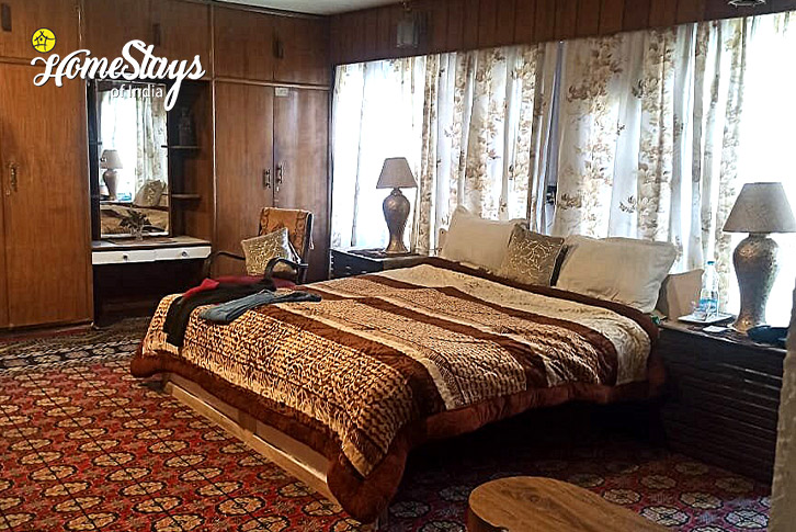 Bedroom-3-The Timeless Beauty Homestay-Srinagar
