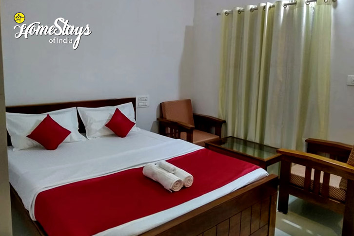 Bedroom-4.1-Nature Homestay - Coorg