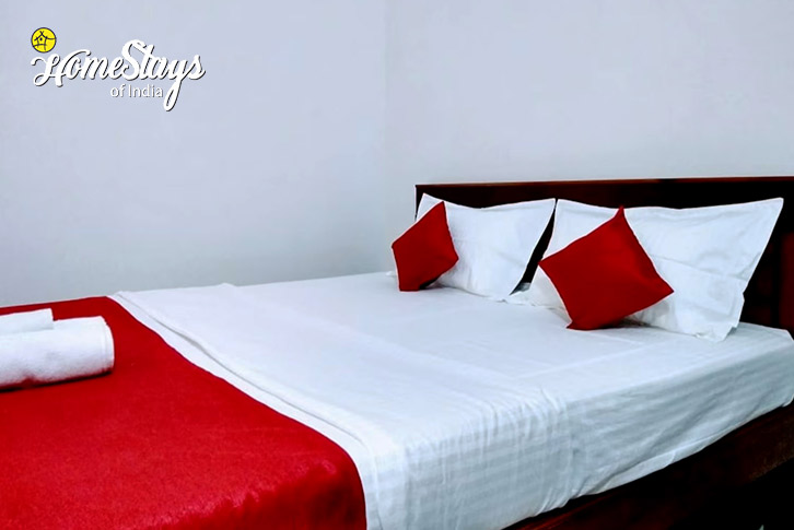Bedroom-4.2-Nature Homestay - Coorg