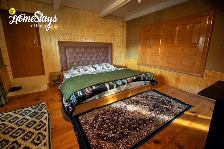 Classic-Room-1-A Little Bliss Homestay-Manali