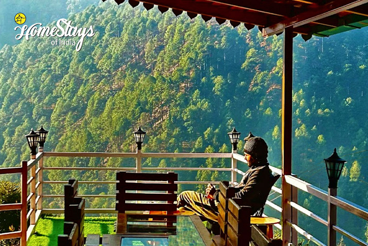 Balcony-Sitting-Country Comfort Homestay-Kainchi Dham