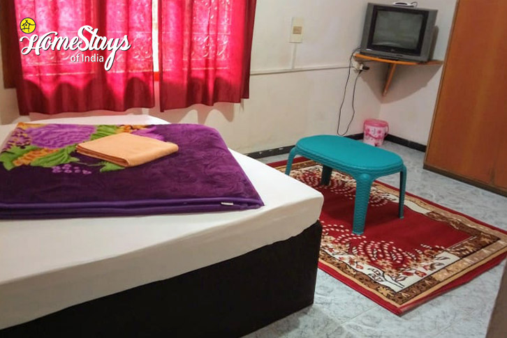 Classic-Room-1-Leisure Cottage-Ooty