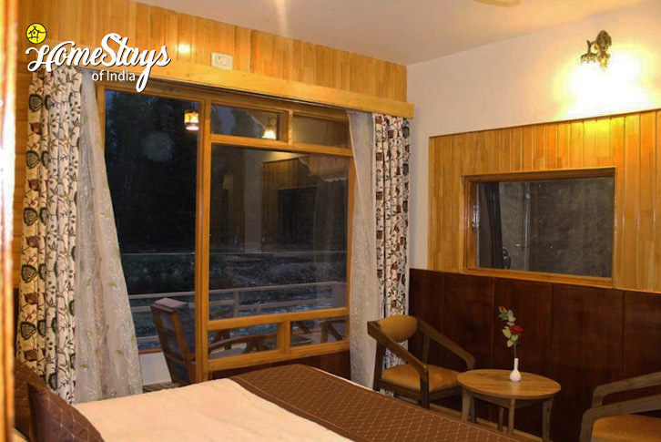 Supeior-Room-1.1-Slice of Paradise-Srinagar