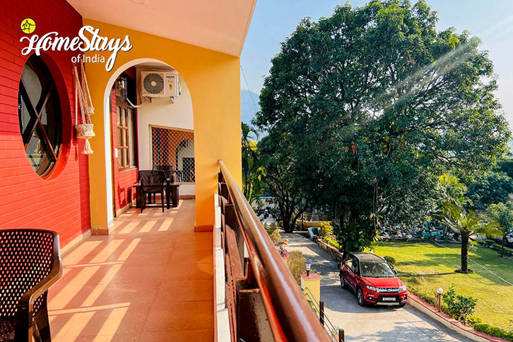 Balcony-View-Peaceful Vibes Homestay-Rishikesh