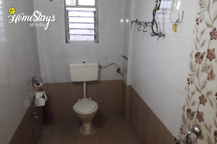 Bathroom-1-Weekend Hideaway-Karjat