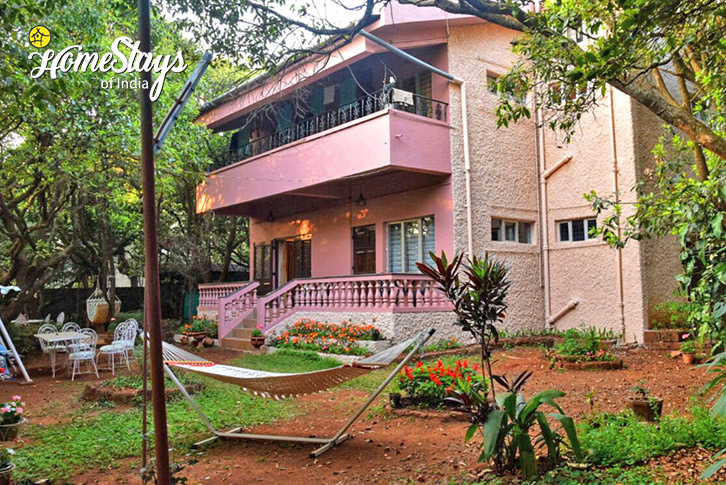 Exterior-1-Vintage Villa-Mahabaleshwar