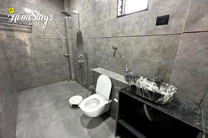 Bathroom-1-Elysian Essence Villa, Trimbakeshwar-Nashik