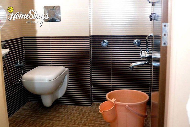 Bathroom-1-Rain Forest Homestay, Madikeri-Coorg