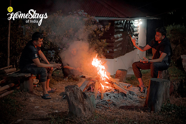 Bonfire-Farm Fusion Homestay, Rumtek-Gangtok