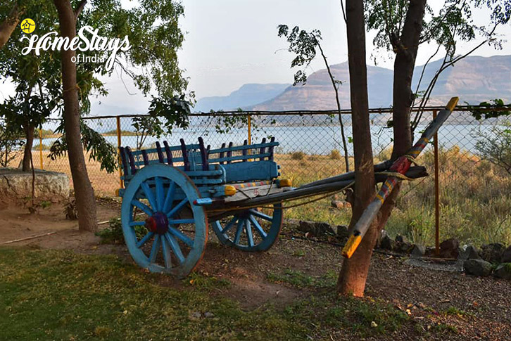 Cart-Lakeside Heaven Farmstay-Malshej Ghat