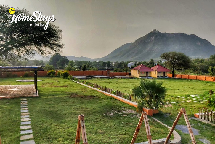 Mountain-View-Green Pastures Farmstay-Udaipur