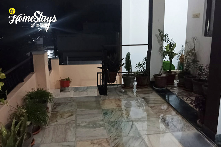 Varanda-The Beige Homestay-Udaipur