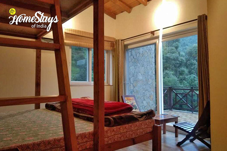 Attic-Bedroom-Nature's Bounty Homestay-Mukteshwar