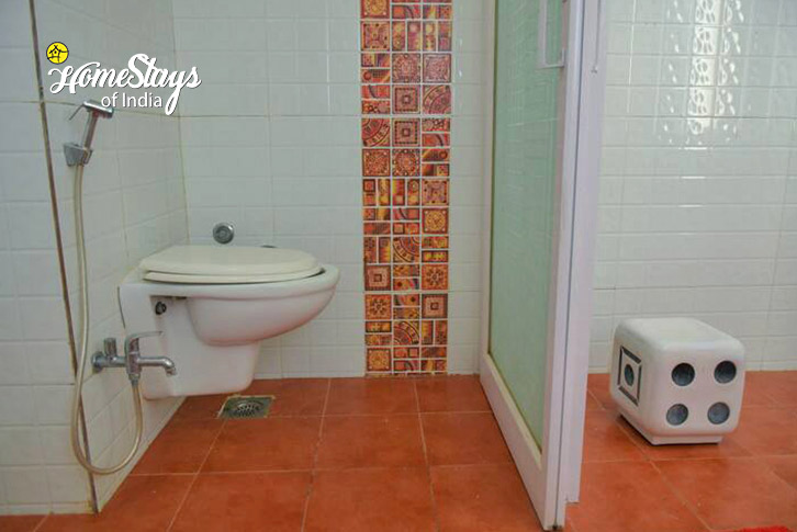 BAthroom-Solitaire Bungalow, Mandvi-Kutch