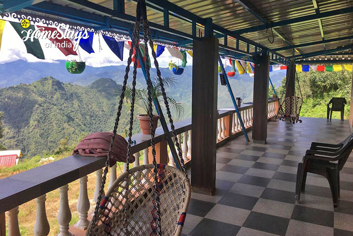 Balcony-1-Cloud Trails Homestay, Dhanolti