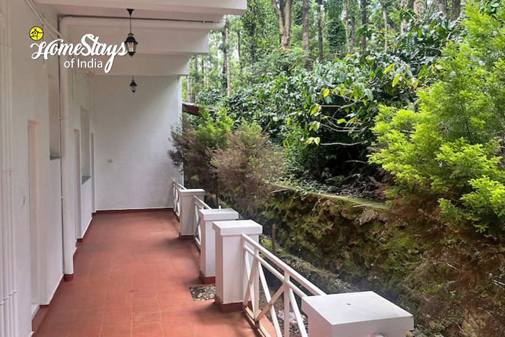 Balcony-Brew Memories Homestay-Chikkamagaluru