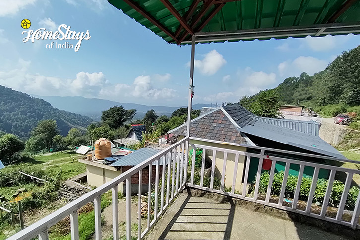 Balcony-View-Gunehar Gorge Homestay-Bir