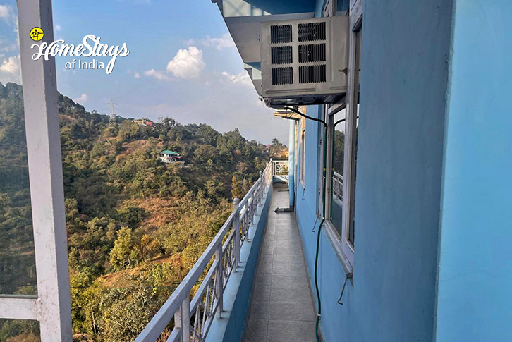 Balcony-View-The Pit Stop Homestay-Sundar Nagar