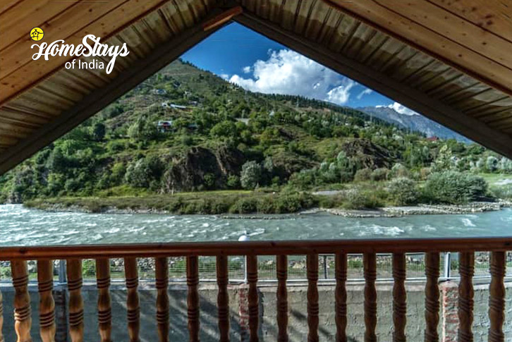 Balcony-View-Sindh Serenity Riverside Homestay-Sonamarg