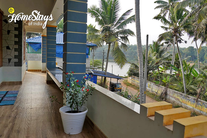 Balcony-Peaceful Pondside Homestay-Thiruvananthapuram