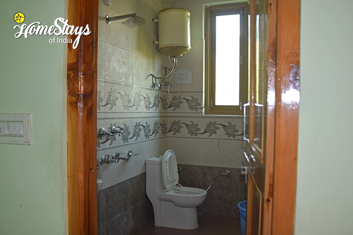 Bathroom-Kais Village Homestay-Kullu