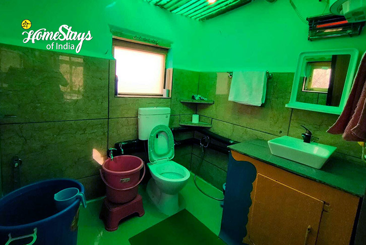 Bathroom-Likir-Homestay-Ladakh