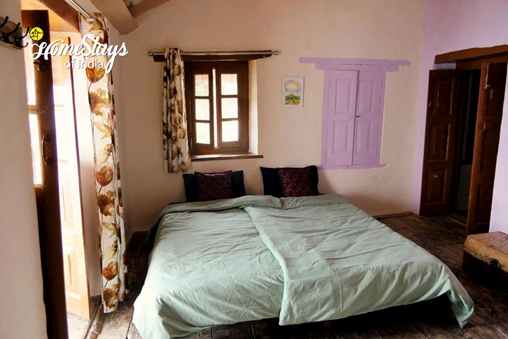 Bedroom-1-Hope Farmstay-Pauri