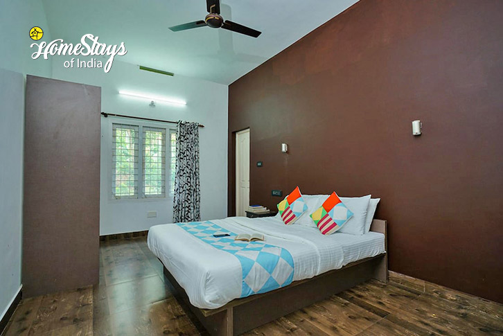 Bedroom-1.1-Green Haven Villa-Munnar