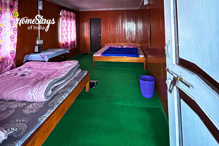 Bedroom-2-Shining Star Homestay-Okhrey