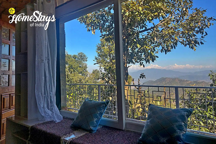 Bedroom-2-View-Aesthetic Bliss Homestay, Jalna-Almora