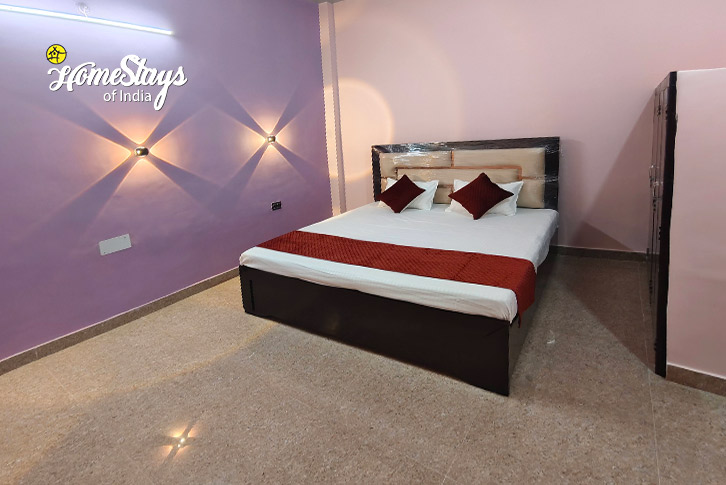 Classic-Room-1-Spiritual Spring Homestay-Ayodhya