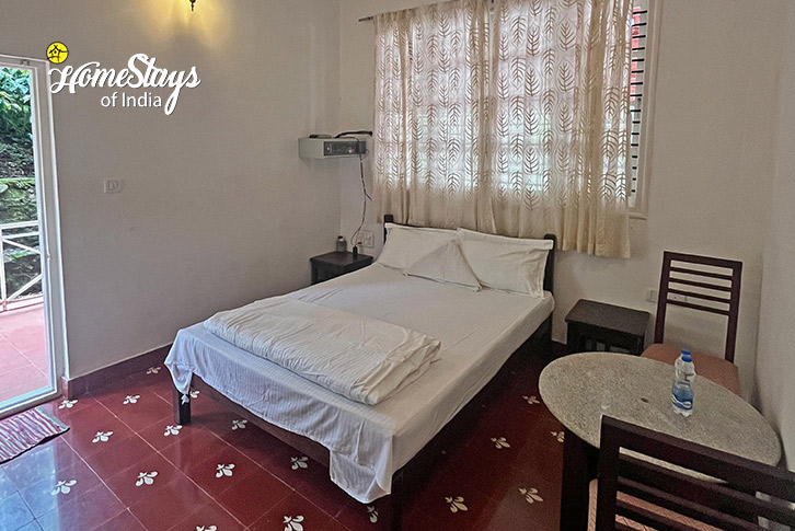 Classic-Room-1.1-Brew Memories Homestay-Chikkamagaluru