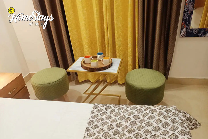 Classic-Room-1.1-Positive Vibes Homestay-Rishikesh