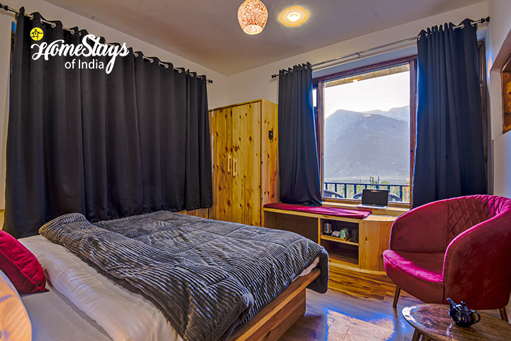 Classic-Room-1.2-Celestia Boutique Homestay-Naggar