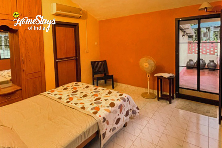 Classic-Room-1.2-Palm Paradise Homestay-Kozhikode