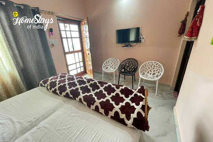 Classic-Room-2.1-Kumaon Retreat Homestay-Bhimtal