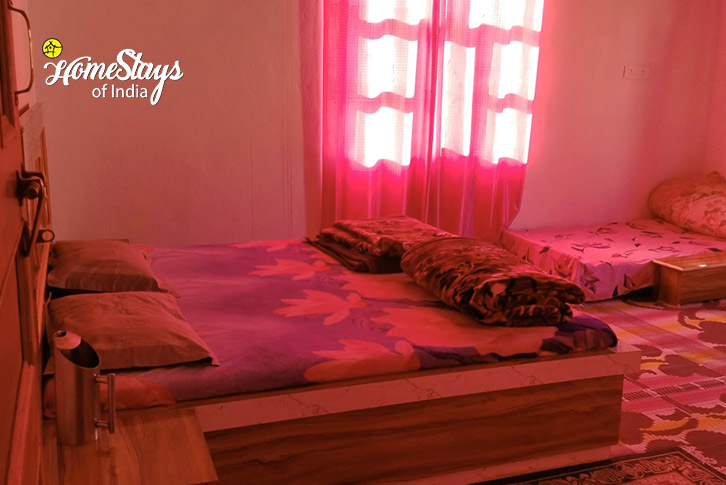 Classic-Room-2.1-Khangu Homestay-Kaza