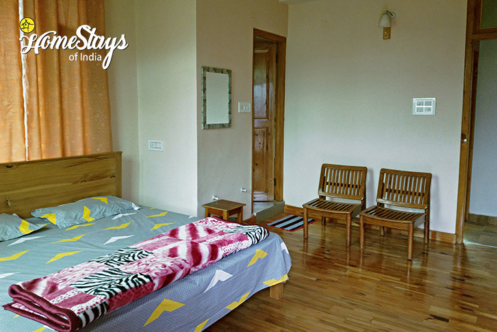 Classic-Room-3-Kais Village Homestay-Kullu