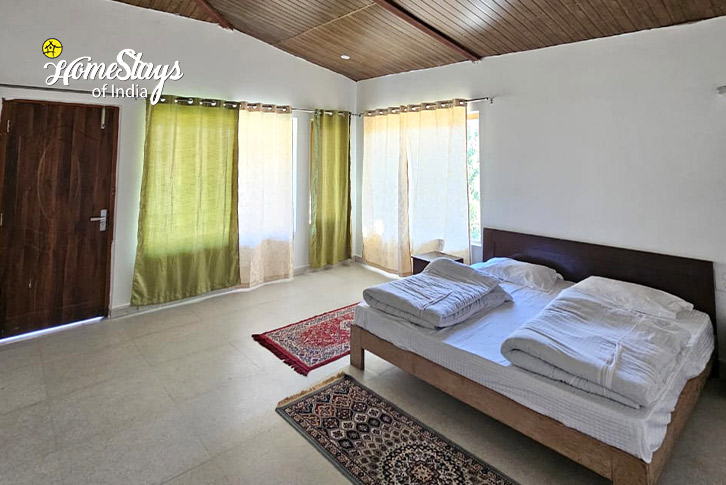 Classic-Room-3-Pristine Peaks Homestay-Sankri